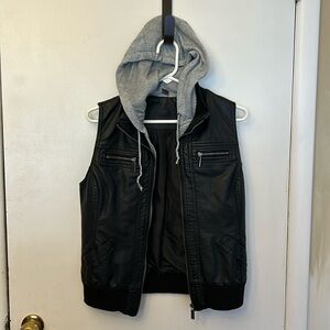 Vanity Women’s Hooded Leather Look Vest Black/Grey Size Medium